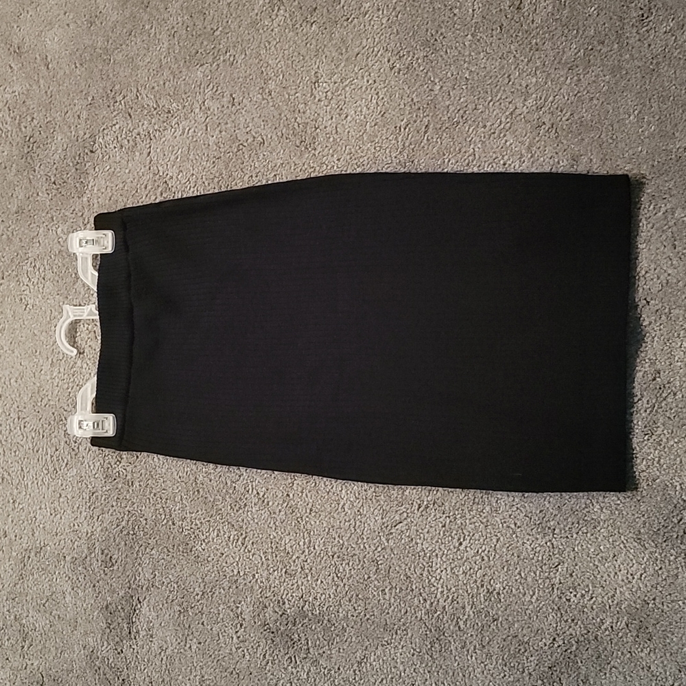 Skirt - Picture 2 of 3